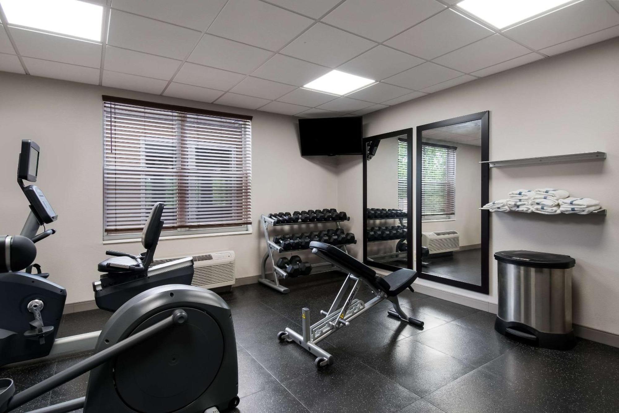 Country Inn & Suites By Radisson, Harrisburg Northeast - Hershey Bagian luar foto